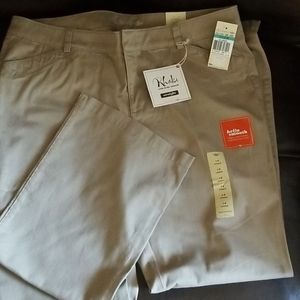 Khaki Dockers